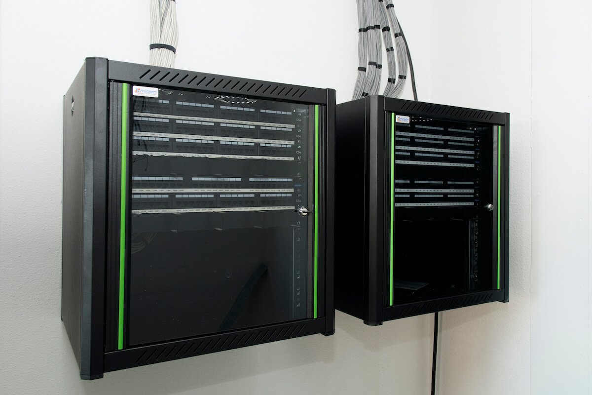 Een Professionele Patchkast Voor Een Veilig En Efficiënt Netwerk